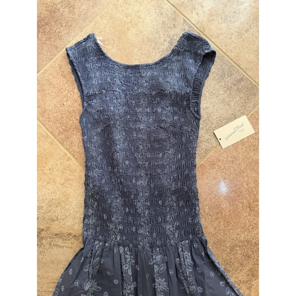 Women's Universal Thread Blue Floral Print Smocked Midi A-Line Dress Size XS NWT - Picture 3 of 7